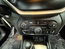 2016 JEEP CHEROKEE SUV 4-CYL, 2.4 LITER LATITUDE SPORT UTILITY 4D