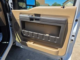 2011 FORD F250 SUPER DUTY CREW CAB PICKUP V8, TURBO DIESEL, 6.7L LARIAT PICKUP 4D 6 3/4 FT