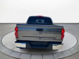 2015 TOYOTA TUNDRA CREWMAX