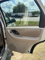 2004 FORD ESCAPE