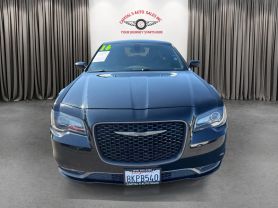 2016 CHRYSLER 300 SEDAN V6, 3.6 LITER 300S ALLOY EDITION SEDAN 4D