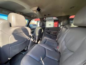 2005 Chevrolet Tahoe - Image 13