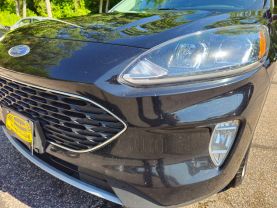 2022 FORD ESCAPE SUV 4-CYL, HYBRID, 2.5 LITER SEL HYBRID SPORT UTILITY 4D