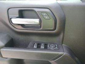 2021 CHEVROLET SILVERADO 1500 CREW CAB PICKUP V8, ECOTEC3, DFM, 6.2 LITER CUSTOM TRAIL BOSS PICKUP 4D 5 3/4 FT