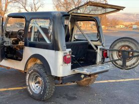 1985 JEEP CJ-7 SUV - LAREDO UTILITY