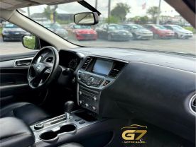 2019 Nissan Pathfinder - Image 11