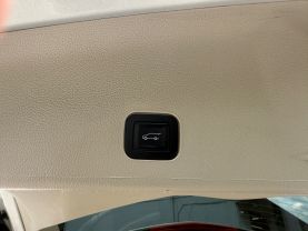 2016 CADILLAC SRX SUV V6, 3.6 LITER LUXURY COLLECTION SPORT UTILITY 4D