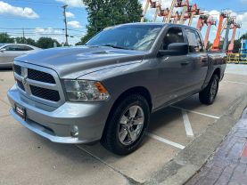 2019 RAM 1500 CLASSIC CREW CAB PICKUP V8, HEMI, 5.7 LITER EXPRESS PICKUP 4D 5 1/2 FT