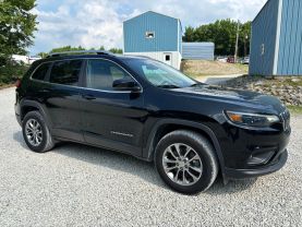 2020 JEEP CHEROKEE SUV 4-CYL, ZERO EVAP, 2.4 LITER LATITUDE PLUS SPORT UTILITY 4D at T&T Repairables - used car dealership in Spencer, Indiana.