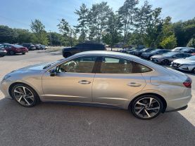 2021 HYUNDAI SONATA SEDAN 4-CYL, TURBO, 1.6 LITER SEL PLUS SEDAN 4D - Gesner Auto Inc in Taunton, MA, 41.88613, -71.14527