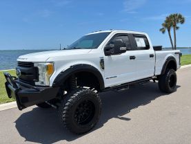 2017 FORD F250 SUPER DUTY CREW CAB PICKUP V8, TURBO DIESEL, 6.7L XL PICKUP 4D 6 3/4 FT