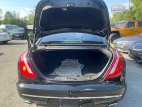 2016 Jaguar Xj - Image 33