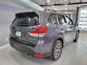 2022 SUBARU FORESTER SUV 4-CYL, 2.5 LITER PREMIUM SPORT UTILITY 4D