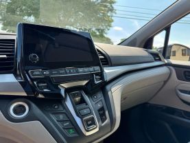 2018 HONDA ODYSSEY VAN V6, I-VTEC, 3.5 LITER TOURING MINIVAN 4D