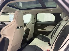 2019 JAGUAR F-PACE