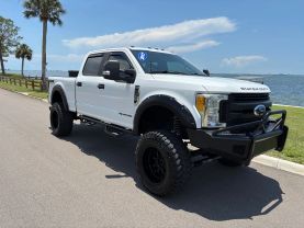 2017 FORD F250 SUPER DUTY CREW CAB PICKUP V8, TURBO DIESEL, 6.7L XL PICKUP 4D 6 3/4 FT