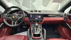 2022 PORSCHE CAYENNE