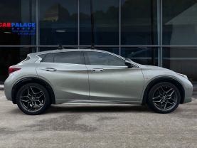 2017 Infiniti Qx30 Sport Suv 4d - Image 4
