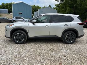 2025 NISSAN ROGUE SUV 3-CYL, TURBO, 1.5 LITER SV SPORT UTILITY 4D at T&T Repairables - used car dealership in Spencer, Indiana.