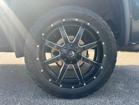 2018 GMC SIERRA 1500 CREW CAB PICKUP V8, ECOTEC3, 5.3 LITER SLT PICKUP 4D 5 3/4 FT