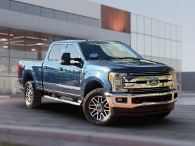 2017 FORD F250 SUPER DUTY CREW CAB PICKUP V8, TURBO DIESEL, 6.7L LARIAT PICKUP 4D 6 3/4 FT