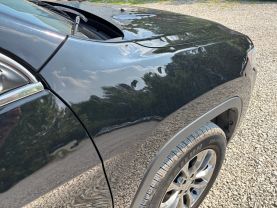 2020 JEEP CHEROKEE SUV 4-CYL, ZERO EVAP, 2.4 LITER LATITUDE PLUS SPORT UTILITY 4D at T&T Repairables - used car dealership in Spencer, Indiana.