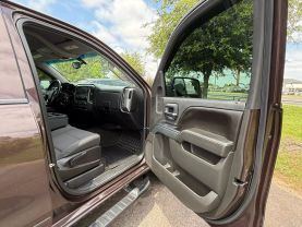 2016 Chevrolet Silverado 1500 Crew Cab Lt Pickup 4d 5 3/4 Ft - Image 29