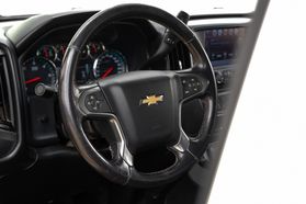 2018 Chevrolet Silverado 1500 Crew Cab - Image 21
