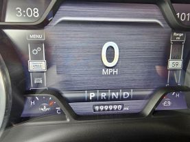 2019 RAM 1500 CREW CAB PICKUP V8, HEMI, 5.7 LITER LARAMIE PICKUP 4D 5 1/2 FT
