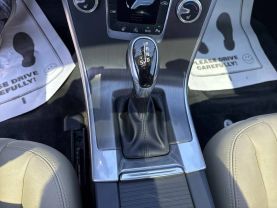 2016 VOLVO XC60 SUV 4-CYL, DRV-E SPRCHRG 2.0T T6 DRIVE-E SPORT UTILITY 4D