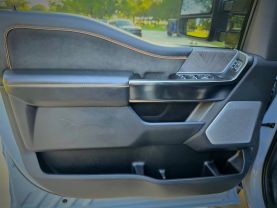 2024 FORD F250 SUPER DUTY CREW CAB PICKUP V8, TURBO DIESEL, 6.7 LITER PLATINUM PICKUP 4D 6 3/4 FT