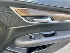2017 CADILLAC XT5 SUV - AUTOMATIC - Dart Auto Group