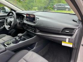2025 NISSAN ROGUE SUV 3-CYL, TURBO, 1.5 LITER SV SPORT UTILITY 4D at T&T Repairables - used car dealership in Spencer, Indiana.