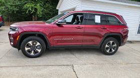 2024 Jeep Grand Cherokee 4xe - Image 4