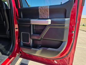 2017 FORD F250 SUPER DUTY CREW CAB PICKUP V8, TURBO DIESEL, 6.7L LARIAT PICKUP 4D 6 3/4 FT