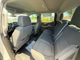 2020 Chevrolet Silverado 1500 Crew Cab Lt Trail Boss Pickup 4d 5 3/4 Ft - Image 17