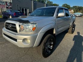 2009 TOYOTA TACOMA DOUBLE CAB PICKUP V6, 4.0 LITER PICKUP 4D 5 FT