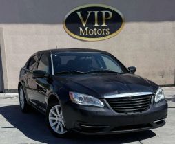 2014 CHRYSLER 200 SEDAN V6, FLEX FUEL, 3.6 LITER TOURING SEDAN 4D