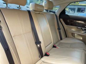 2016 Jaguar Xj - Image 22