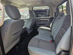 2013 RAM 1500 CREW CAB PICKUP V8, HEMI, 5.7 LITER BIG HORN PICKUP 4D 5 1/2 FT