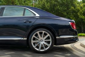 2020 BENTLEY FLYING SPUR SEDAN W12, TWIN TURBO, 6.0 LITER W12 SEDAN 4D