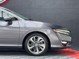 2018 HONDA CLARITY PLUG-IN HYBRID SEDAN 4-CYL, HYBRID, 1.5 LITER TOURING SEDAN 4D