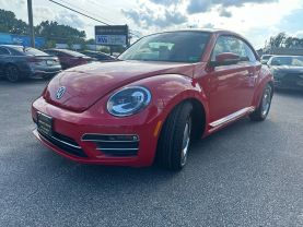 Used 2018 VOLKSWAGEN BEETLE HATCHBACK 4-CYL, TURBO, 2.0 LITER 2.0T COAST HATCHBACK 2D - LA Auto Star located in Virginia Beach, VA