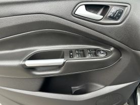 2015 FORD ESCAPE SUV GRAY AUTOMATIC - CARPALACE, Chantilly, VA. 38.91645215435775, -77.47495885092432