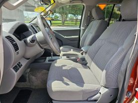 2017 NISSAN FRONTIER CREW CAB PICKUP V6, 4.0 LITER SV PICKUP 4D 5 FT