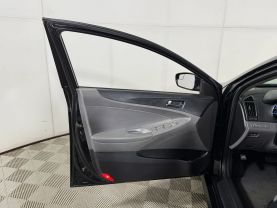 2014 HYUNDAI SONATA SEDAN 4-CYL, 2.4 LITER GLS SEDAN 4D