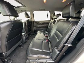 2017 HONDA PILOT SUV WHITE AUTOMATIC - CARPALACE, Chantilly, VA. 38.91645215435775, -77.47495885092432