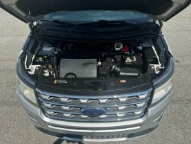 2017 Ford Explorer - Image 7