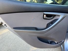 2015 HYUNDAI ELANTRA SEDAN 4-CYL, 1.8 LITER SE SEDAN 4D
