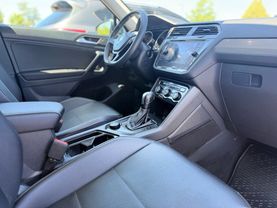 2021 VOLKSWAGEN TIGUAN SUV 4-CYL, TURBO, 2.0 LITER SE 4MOTION SPORT UTILITY 4D
